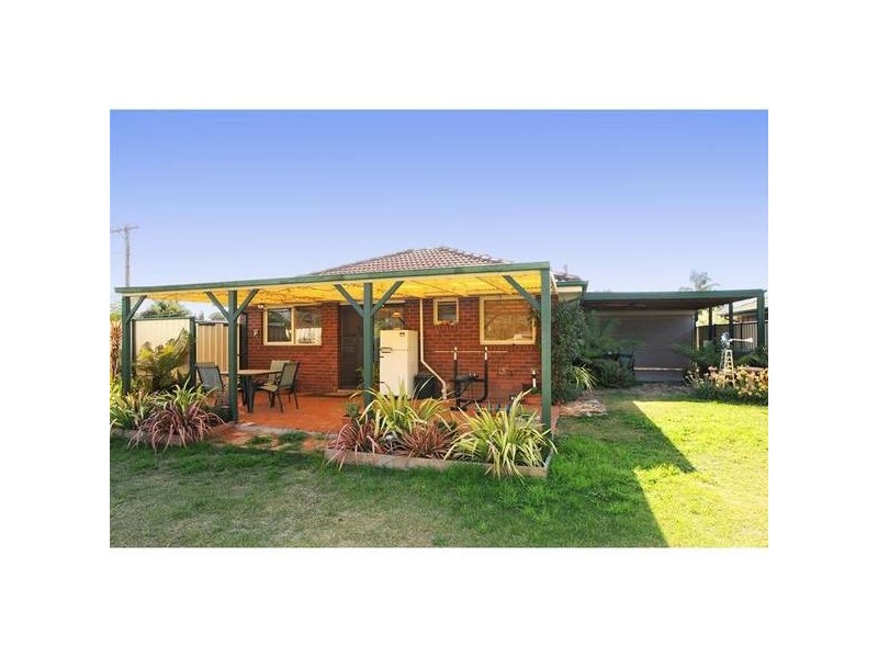 20 Daphne Crescent, Werribee VIC 3030