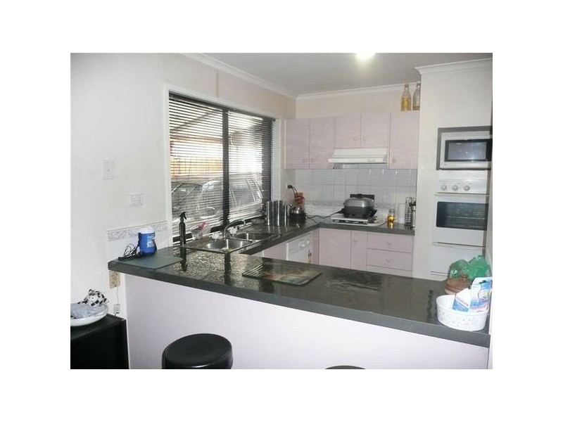 19 Strathmore Crescent, Hoppers Crossing VIC 3029