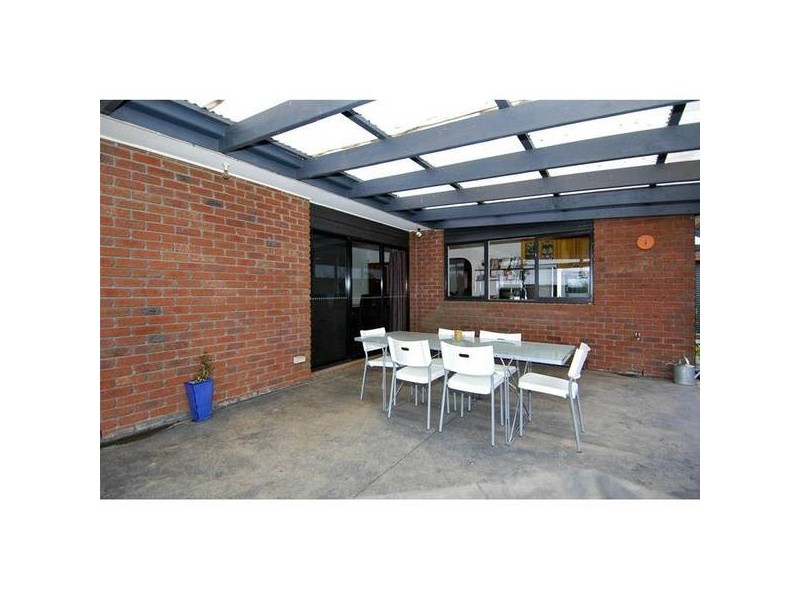 35 Flemington Crescent, Werribee VIC 3030