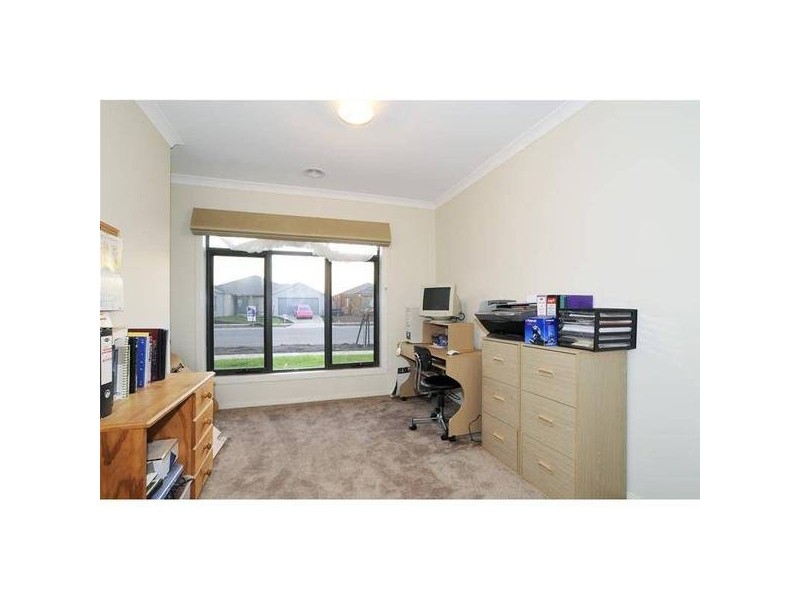 48 Penrose Promenade, Tarneit VIC 3029