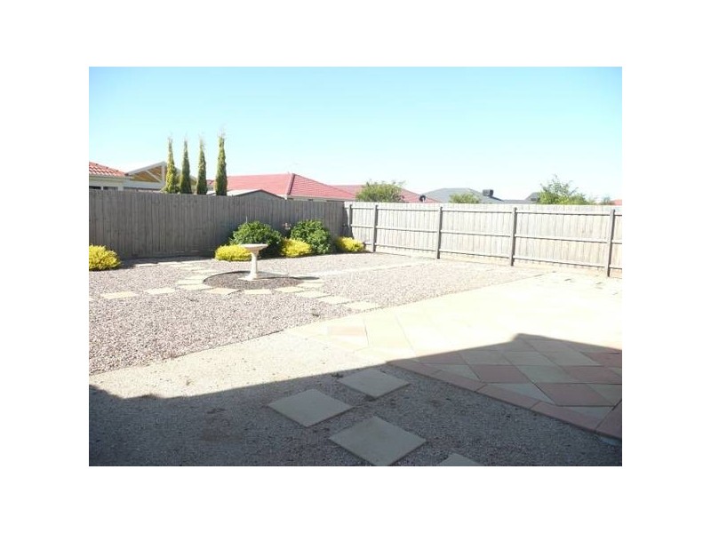 35 Almond Court, Werribee VIC 3030