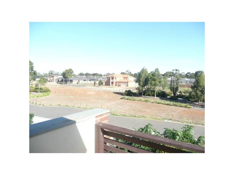 35 Almond Court, Werribee VIC 3030