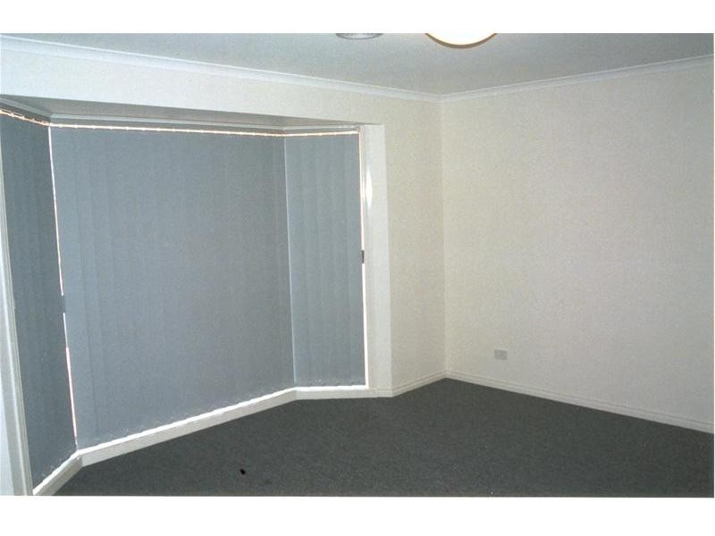 2/21 Kelvin Grove, Werribee VIC 3030