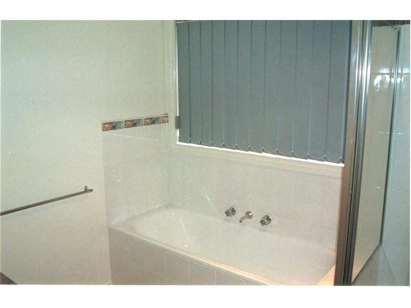 2/21 Kelvin Grove, Werribee VIC 3030