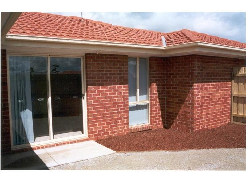 2/21 Kelvin Grove, Werribee VIC 3030