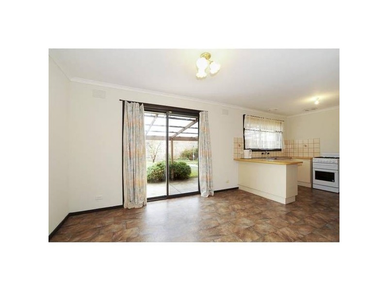 33 Ribblesdale Avenue, Wyndham Vale VIC 3024