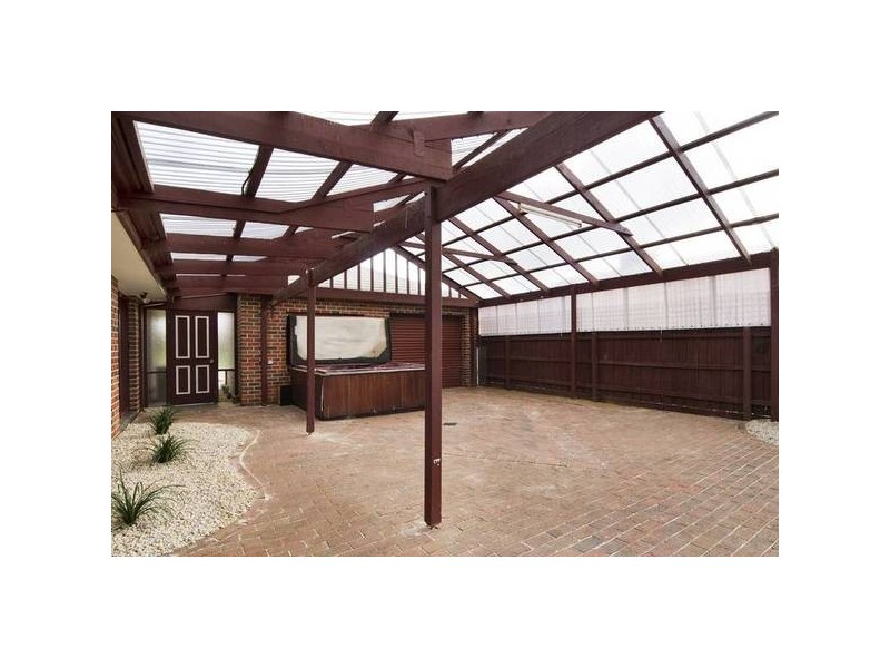 16 Bootten Court, Hoppers Crossing VIC 3029