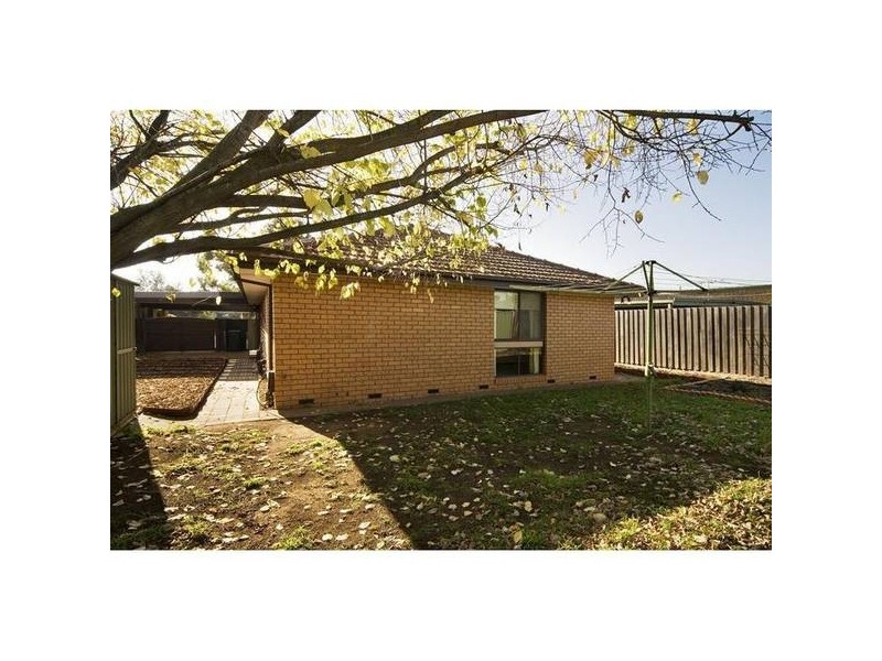 10 Sheringham Drive, Werribee VIC 3030