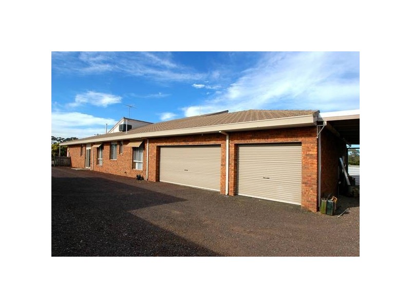 58 River Street, Little River VIC 3211