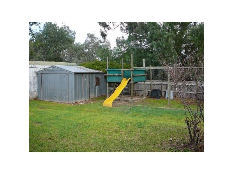 8 Flax Court, Werribee VIC 3030