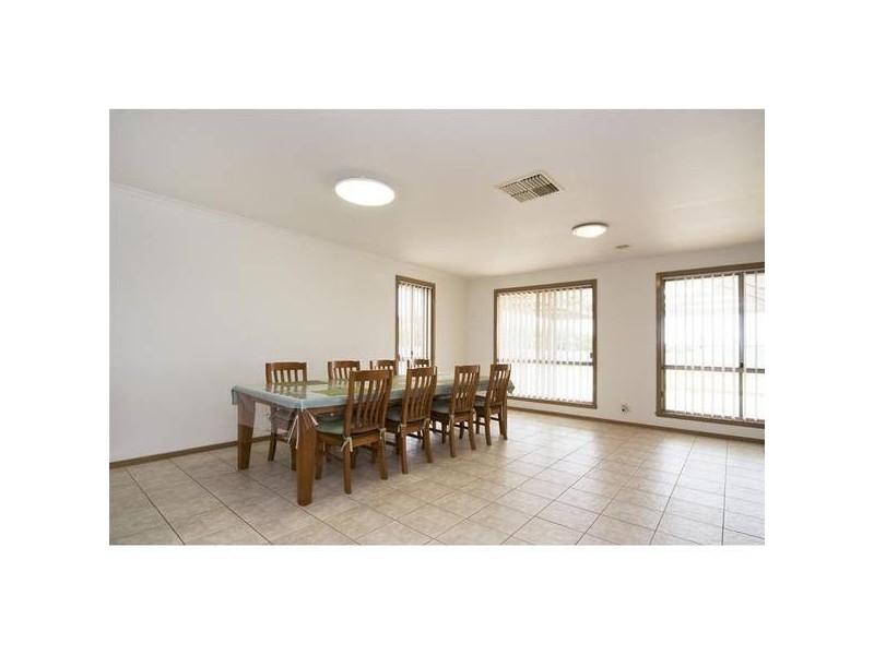 12 Kingston Boulevard, Hoppers Crossing VIC 3029