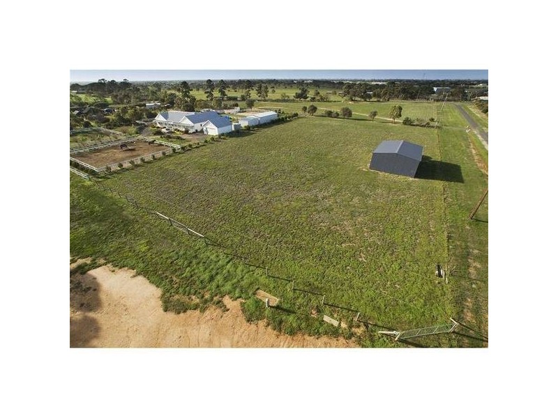 760 Old Melbourne Road, Little River VIC 3211