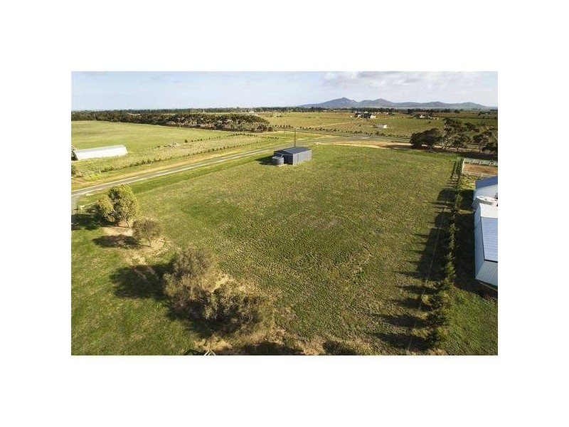 760 Old Melbourne Road, Little River VIC 3211