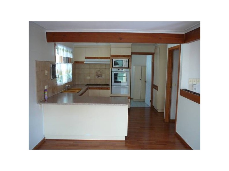 8 Northey Crescent, Hoppers Crossing VIC 3029