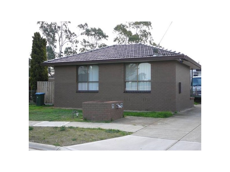1/10 Herbert Avenue, Hoppers Crossing VIC 3029