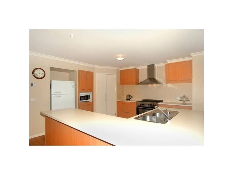 26 Stretton Place, Wyndham Vale VIC 3024