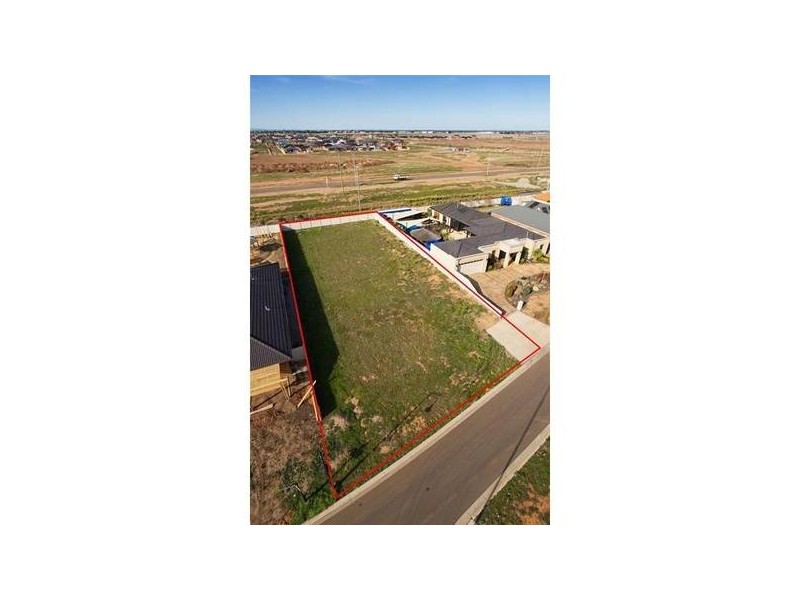 15 Glencoe Avenue, Truganina VIC 3029
