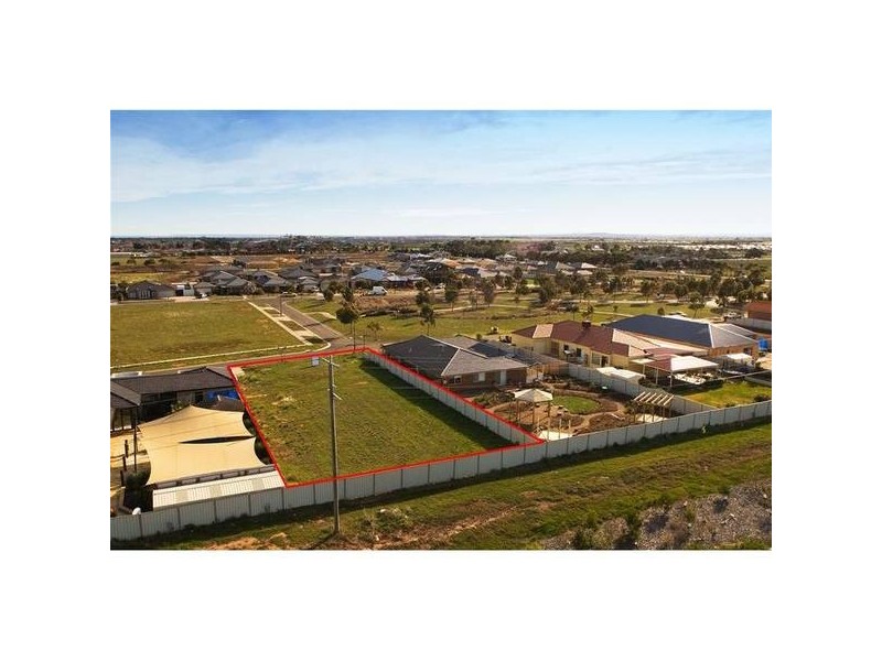 15 Glencoe Avenue, Truganina VIC 3029