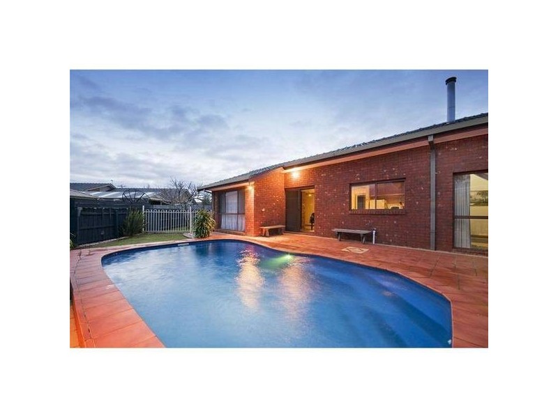 8 Palmer Court, Hoppers Crossing VIC 3029