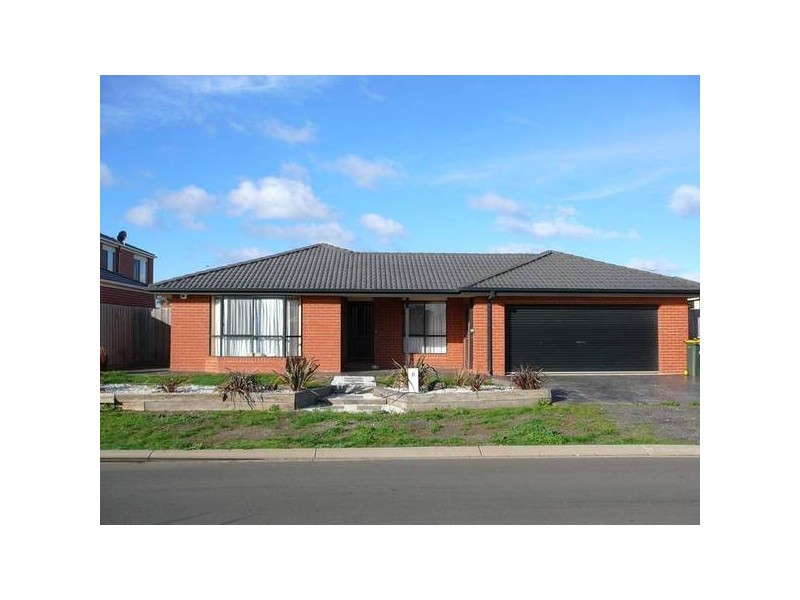 6 Brookville Avenue, Werribee VIC 3030