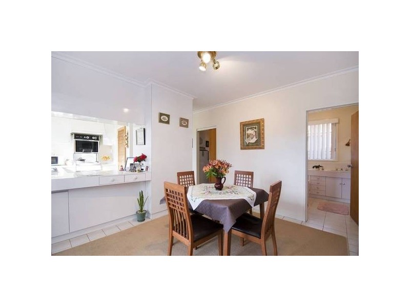 2 Burnham Drive, Hoppers Crossing VIC 3029