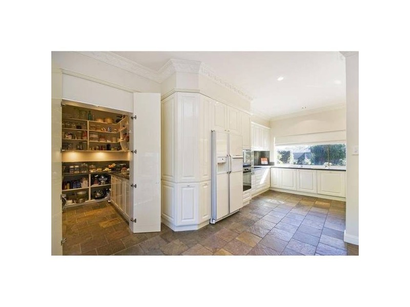 93 Princes Highway, Werribee VIC 3030