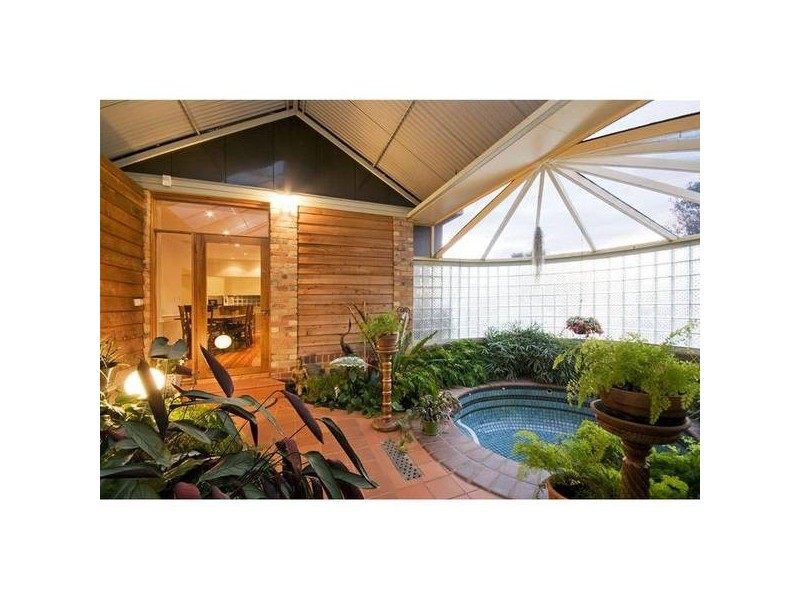 93 Princes Highway, Werribee VIC 3030