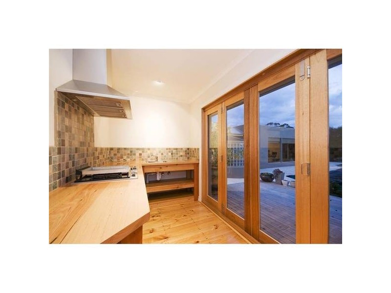 93 Princes Highway, Werribee VIC 3030