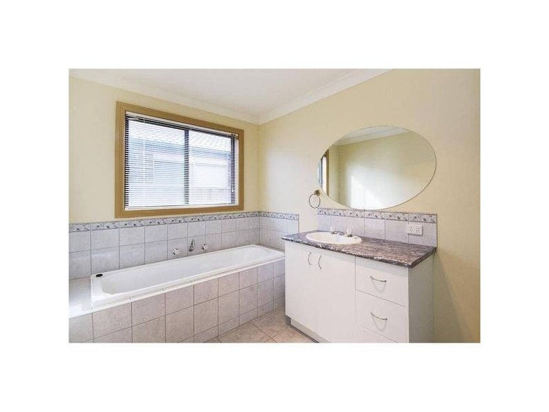 19 Melpomene Boulevard, Tarneit VIC 3029
