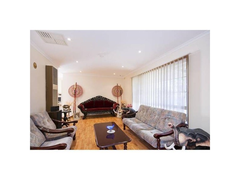 51 Bayview Crescent, Hoppers Crossing VIC 3029