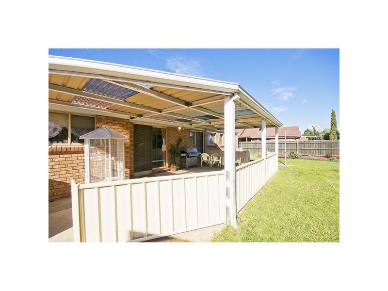 51 Bayview Crescent, Hoppers Crossing VIC 3029