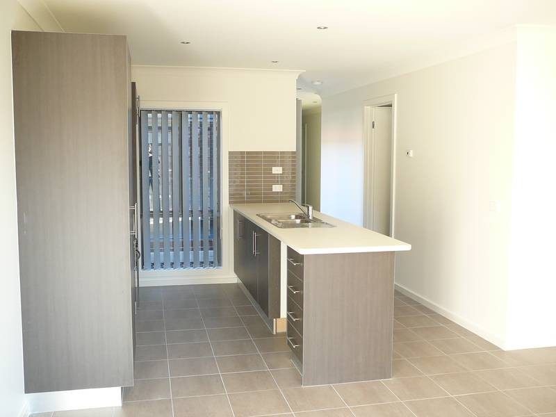 1/12 Woorite Place, Wyndham Vale VIC 3024