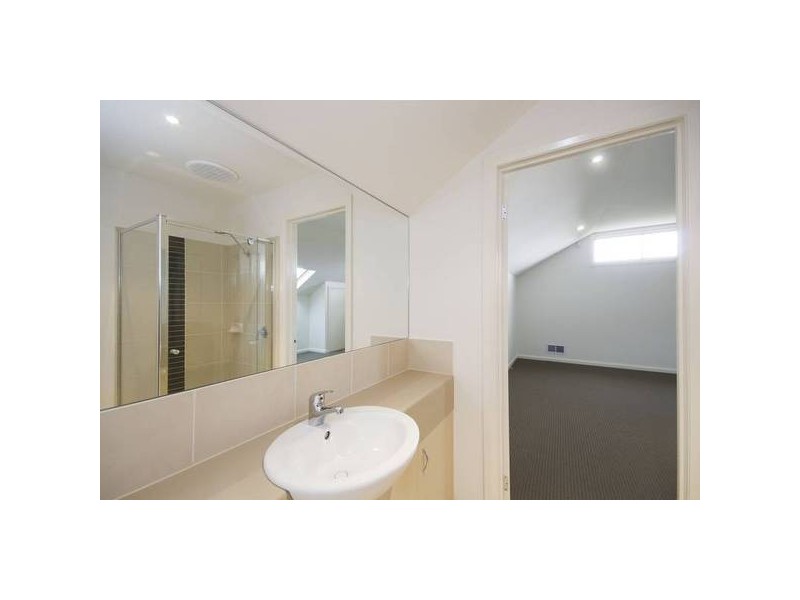 6 Annarosa Court, Werribee VIC 3030