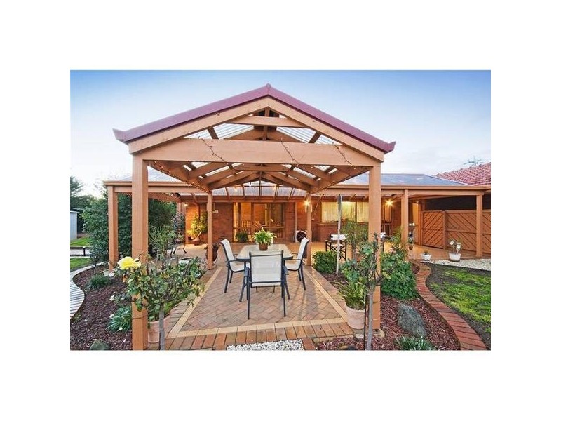 13 Redwood Drive, Hoppers Crossing VIC 3029