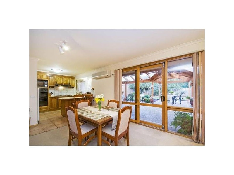 13 Redwood Drive, Hoppers Crossing VIC 3029