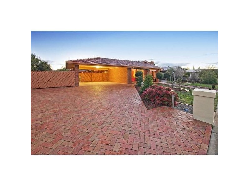 13 Redwood Drive, Hoppers Crossing VIC 3029