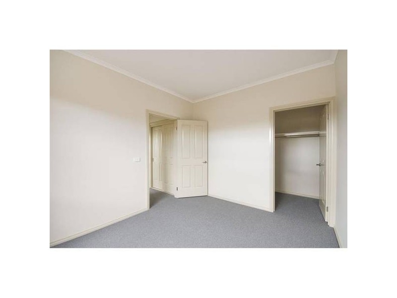 3/3-5 Mary Avenue, Werribee VIC 3030