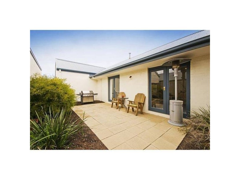 1/129 Synnot Street, Werribee VIC 3030