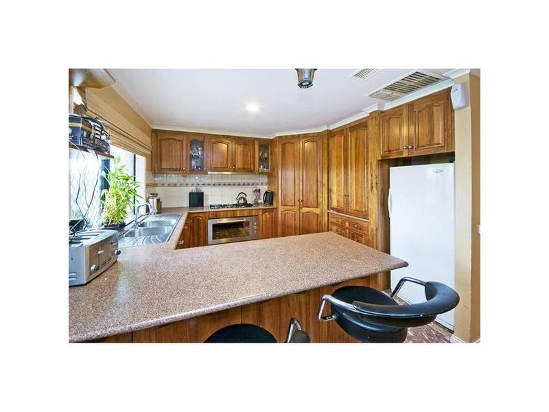 62 Wilmington Avenue, Hoppers Crossing VIC 3029