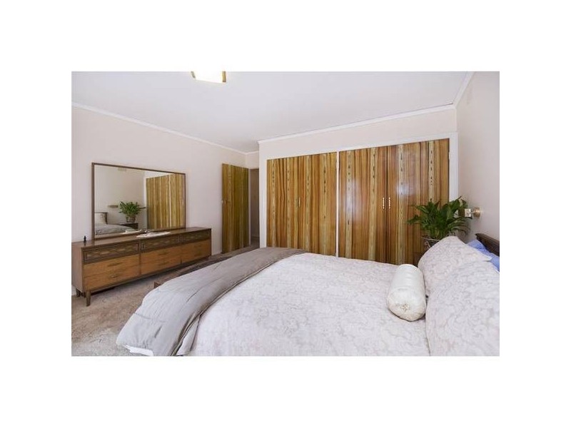 10 Vaina Street, Werribee VIC 3030