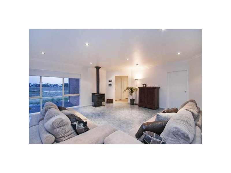 69 You Yangs Road, Little River VIC 3211