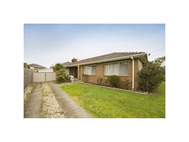 30 Strathmore Crescent, Hoppers Crossing VIC 3029