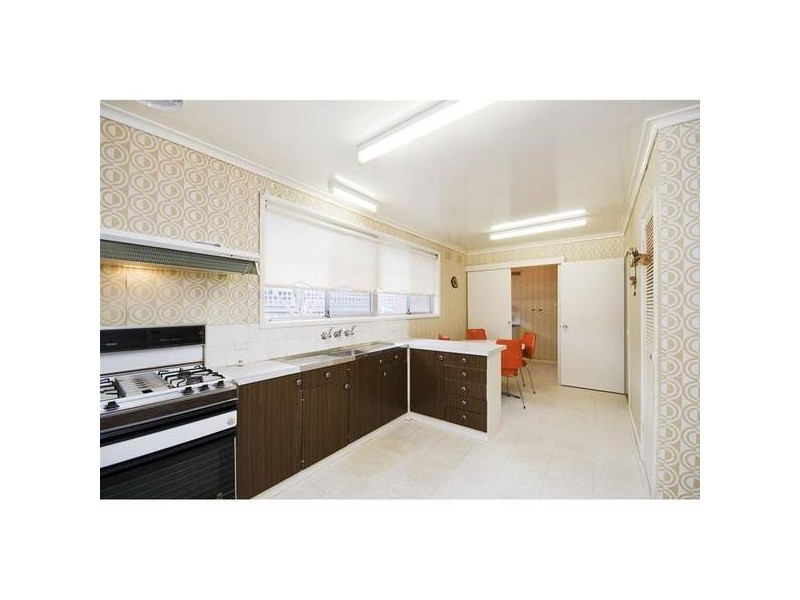 30 Strathmore Crescent, Hoppers Crossing VIC 3029