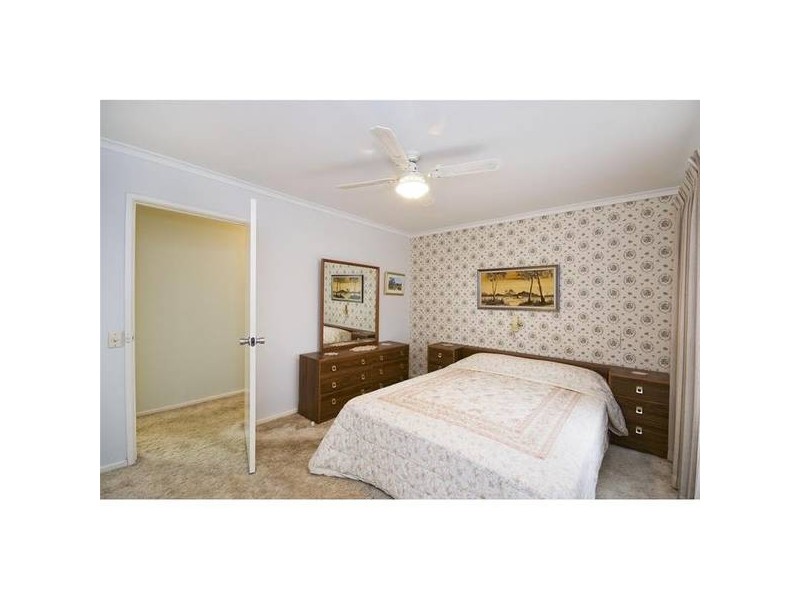 30 Strathmore Crescent, Hoppers Crossing VIC 3029