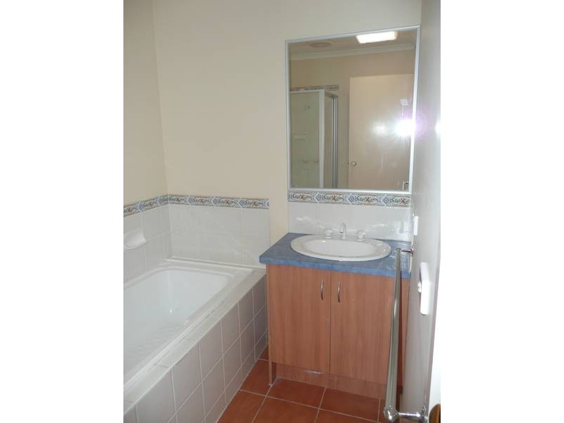 14 Cantal Court, Hoppers Crossing VIC 3029