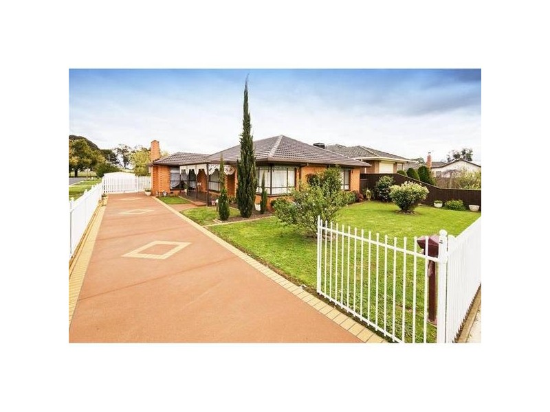 107 Greaves Street, Werribee VIC 3030