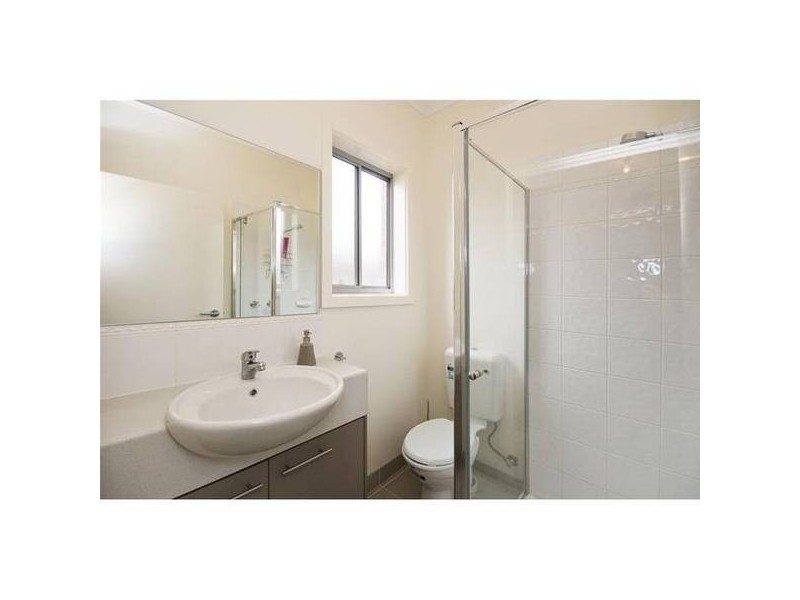 1/343 Hogans Road, Tarneit VIC 3029