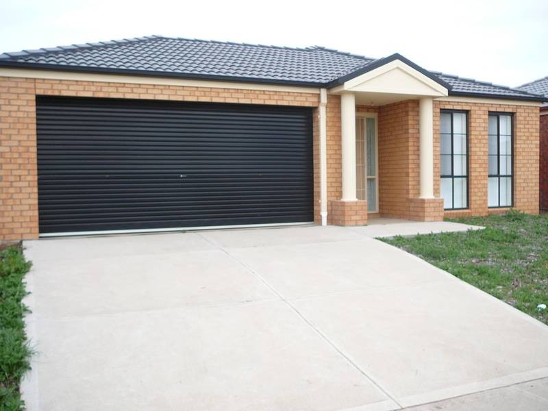 7 Desert Gum Terrace, Wyndham Vale VIC 3024