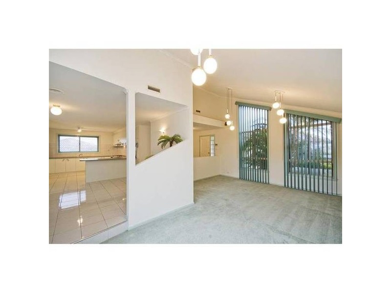 10 Sark Court, Hoppers Crossing VIC 3029