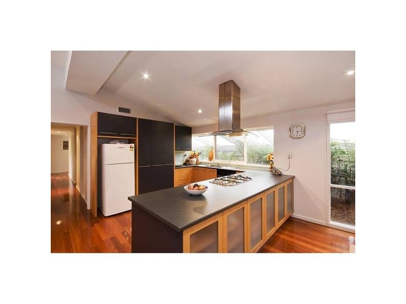 24 Lyall Drive, Werribee VIC 3030